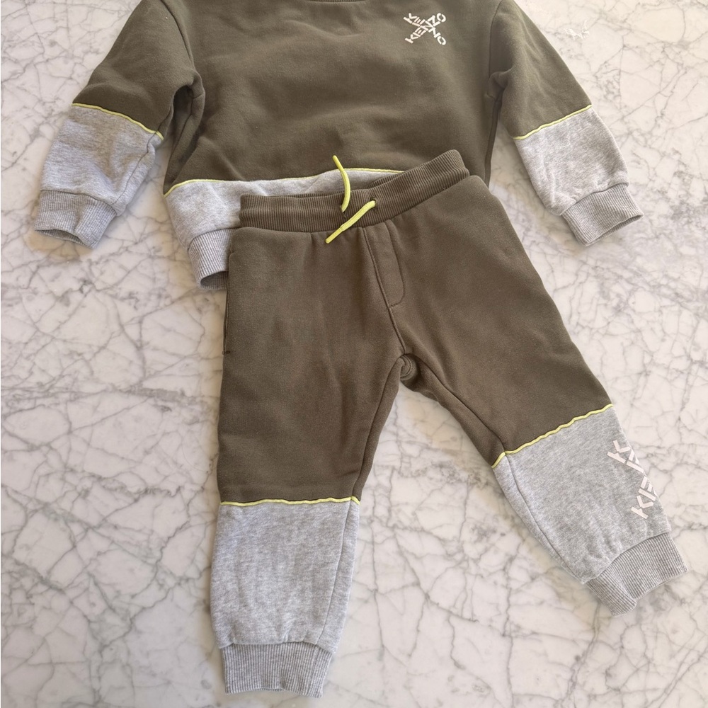 Kenzo Olive Green & Light Gray Contrast Jogger Set with Neon Drawcord